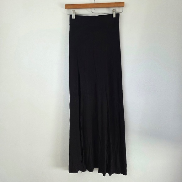 H&M Dresses & Skirts - H&M Women's Black Maxi Skirt with High Slit - XS
